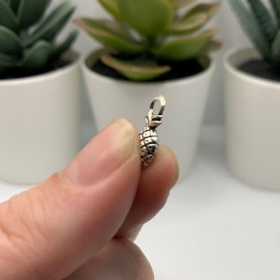 20 Pcs Tiny Silver Pineapple Charms Image 2
