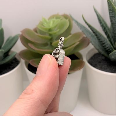 20 Pcs Whiskey Bottle Liquor 3D Charms Image 2