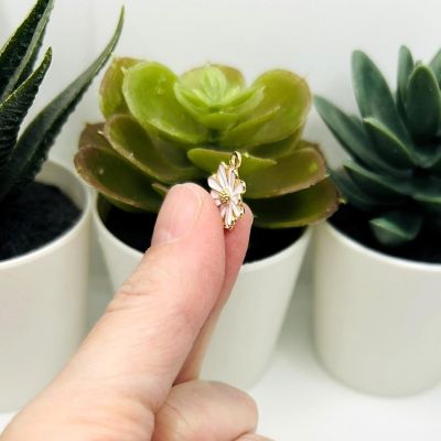 20 Pcs White Enamel Flower Charms Image 3