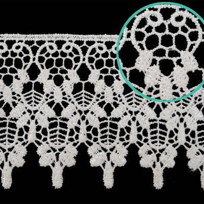 3.5"x 15 Yards White Venice Lace Trim Image 2