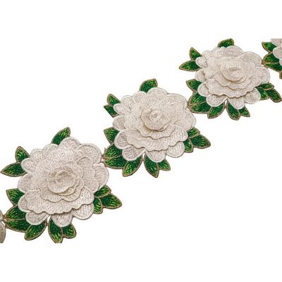 4 1/2"x 5 Yards White Rose Trim Image 1