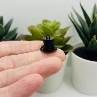 4 Pcs 3D Black Top Hat Charms Image 1