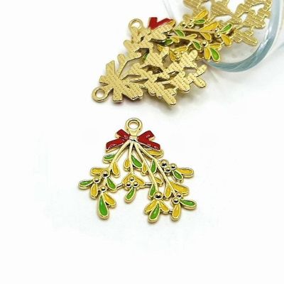 4 Pcs Christmas Mistletoe Charms Image 1