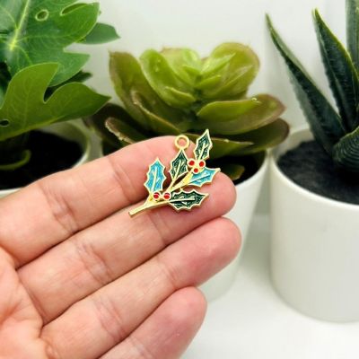 4 Pcs Christmas Mistletoe Charms Image 1