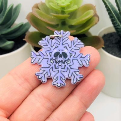 4 Pcs Christmas Snowflake with Skulls Image 1