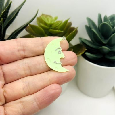 4 Pcs Glow in the Dark Moon Charms Image 1