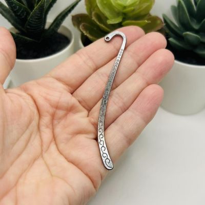 4 Pcs Gray Bookmark Base with Scrolls Image 2