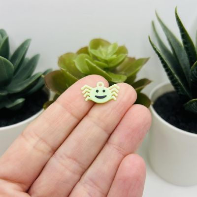 4 Pcs Halloween Glow Spider Charms Image 2