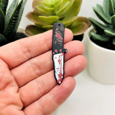 4 Pcs Halloween Knife Pendants Image 1