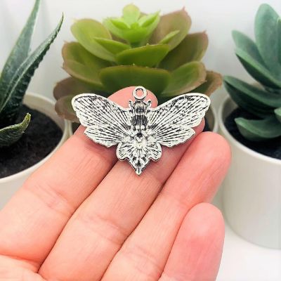 4 Pcs Large Deaths Head Moth Charms Image 2