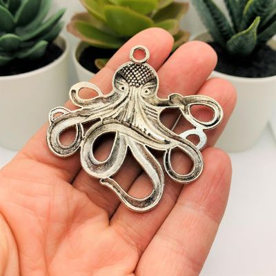 4 Pcs Large Silver Octopus Pendants Image 2