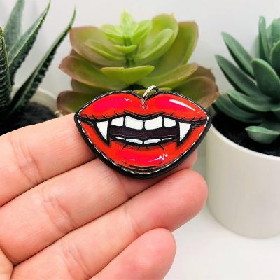 4 Pcs Large Vampire Teeth Pendants Image 1