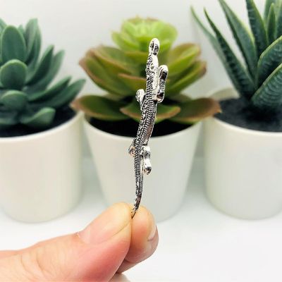 4 Pcs Lizard Pendant Charms Image 3