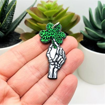 4 Pcs Punk St. Patrick's Day Skulls Image 1