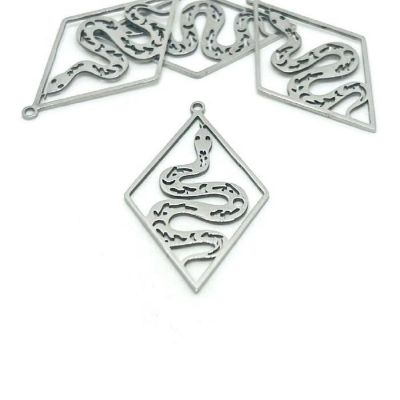4 Pcs Snake in Diamond Pendant Image 1