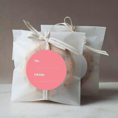 40 PCS CORAL MODERN TO/FROM LABELS Image 1