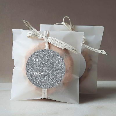 40 SILVER GLITTER MODERN TO/FROM LABELS Image 1