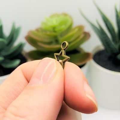 50 Pcs Bronze Open Star Charms Image 2