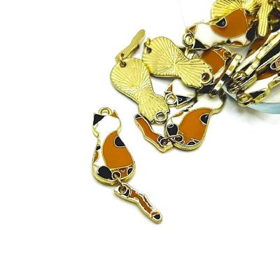 50 Pcs Calico Cat with Hanging Tails Image 1