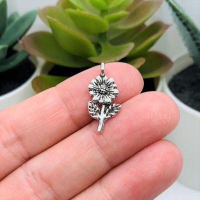 50 Pcs Chrysanthemum Flower Charms Image 1
