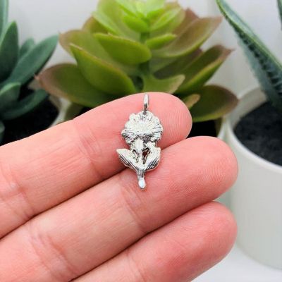 50 Pcs Chrysanthemum Flower Charms Image 2
