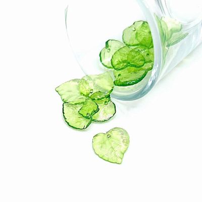 50 Pcs Green Acrylic Leaf Charms Image 1