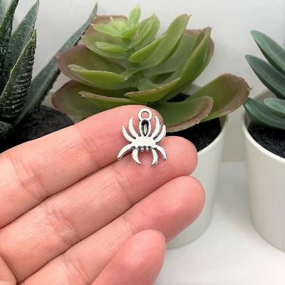 50 Pcs Halloween Hanging Spider Charms Image 2