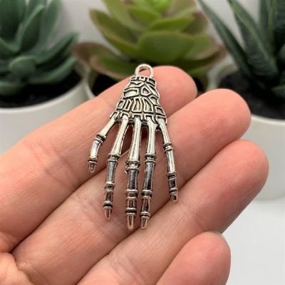 50 Pcs Halloween Skeleton Hand Pendants Image 1