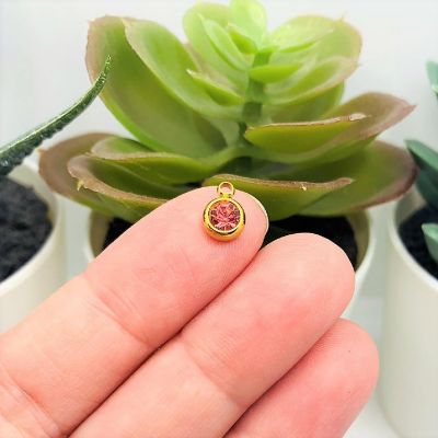50 Pcs October Pink Charms Image 1