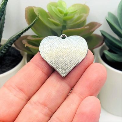 50 Pcs Rainbow Heart Charms Image 2