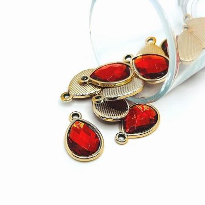50 Pcs Red Acrylic Teardrop Charms Image 1