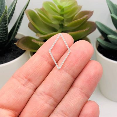 50 Pcs Rhombus Diamond Shape Charms Image 1