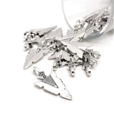 50 Pcs Silver Arrowhead Charms Image 1