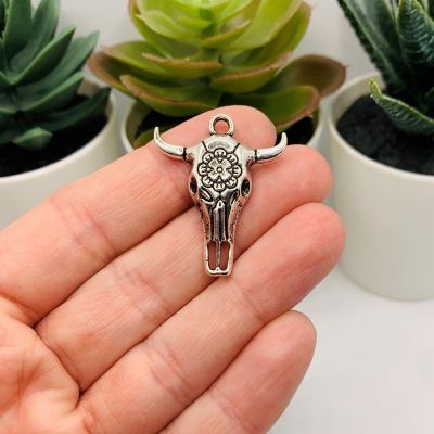 50 Pcs Silver Cattle Steer Skull Charms Image 1