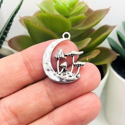 50 Pcs Silver Mushroom in Moon Charms Image 1