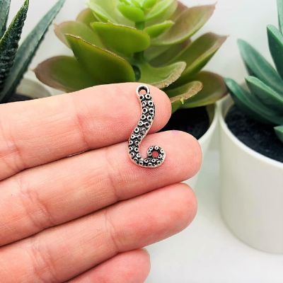 50 Pcs Silver Octopus Charm Connectors Image 1