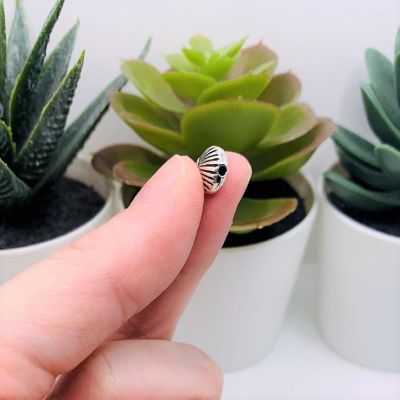 50 Pcs Silver Shell Spacer Beads Image 2