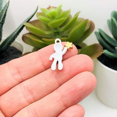 50 Pcs Standing Astronaut Charms Image 2