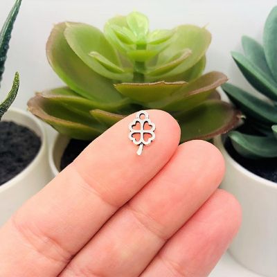50 Pcs Tiny Lucky Clover Charms Image 2