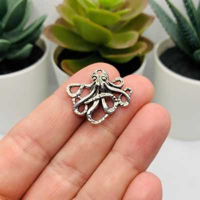 50 Pieces Silver Octopus Cthulhu Charms Image 1