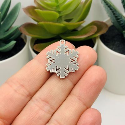 50 Pieces Silver Sparkly Snowflake Charm Image 2