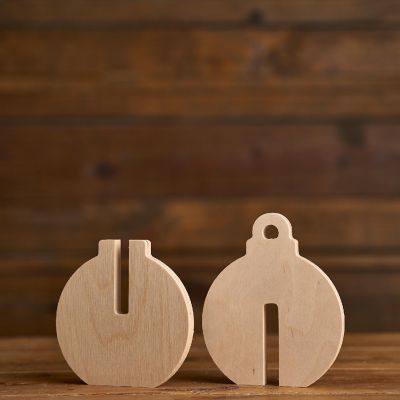 6 in. Slotted Ornaments 4pc Image 1