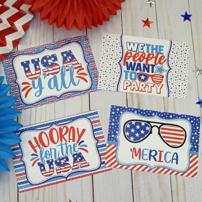 AmandaCreation Cute Patriotic Postcards 20pc. Image 1