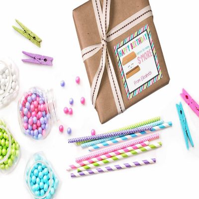 AmandaCreation Personalized Many S'more Gift Tag Stickers 24pc. Image 3