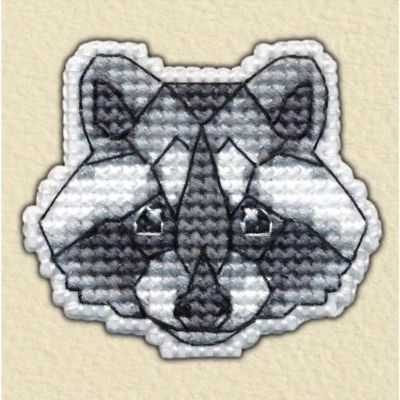 Badge-racoon 1094 Plastic Canvas Oven Counted Cross Stitch Kit Image 1