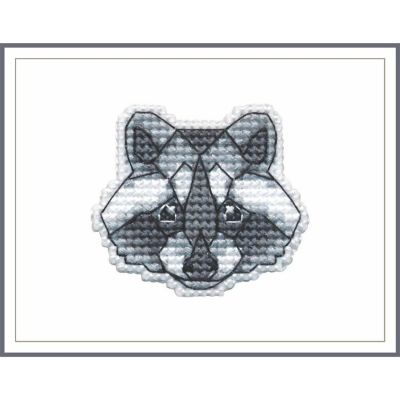 Badge-racoon 1094 Plastic Canvas Oven Counted Cross Stitch Kit Image 2