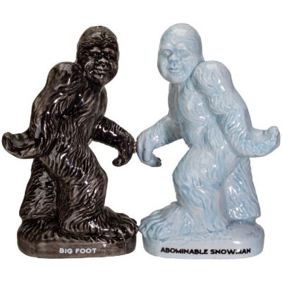 Bigfoot and Abominable Snowman Ceramic Magnetic Salt and Pepper Shaker Set Image 1