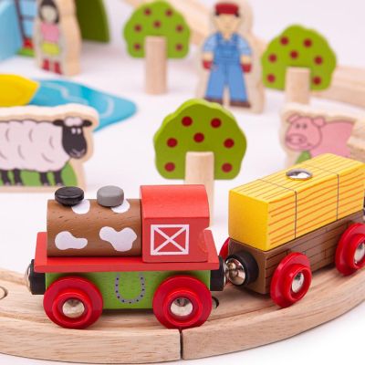 Bigjigs Rail, Farm Train Set Image 3