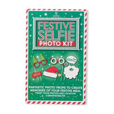 Christmas  Photo Booth Props - 24 pcs Image 1