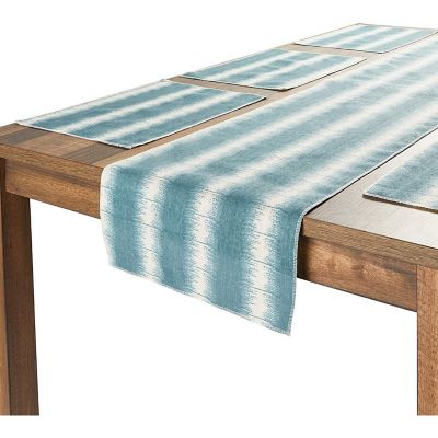 Christmas Placemats with Table Runner (Striped, 6 Pieces) Image 3